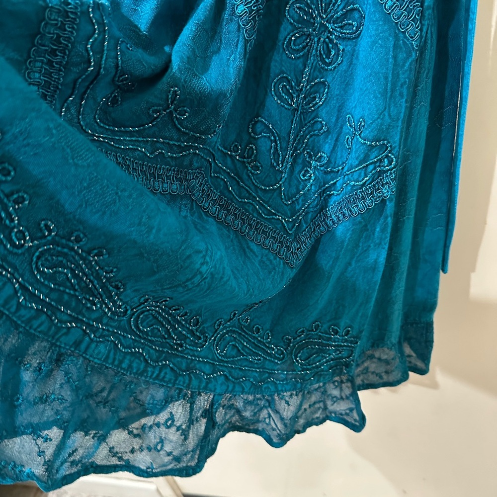 Sakkas Teal Embroidered Midi Dress - Picture 9 of 13